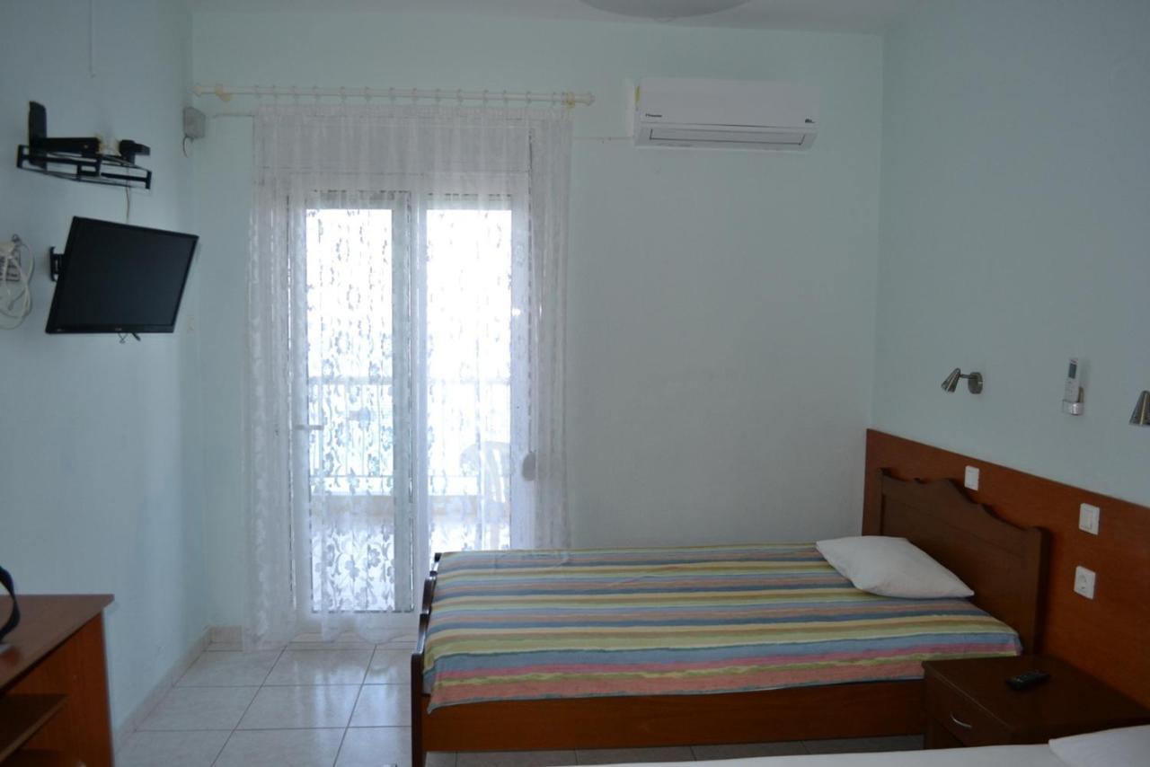 Nikos Rooms Kallithea Kallithea  ภายนอก รูปภาพ