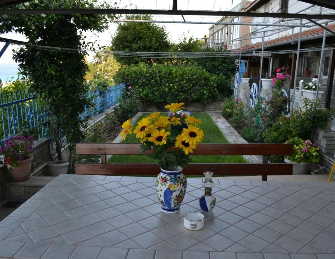Nikos Rooms Kallithea Kallithea  ภายนอก รูปภาพ